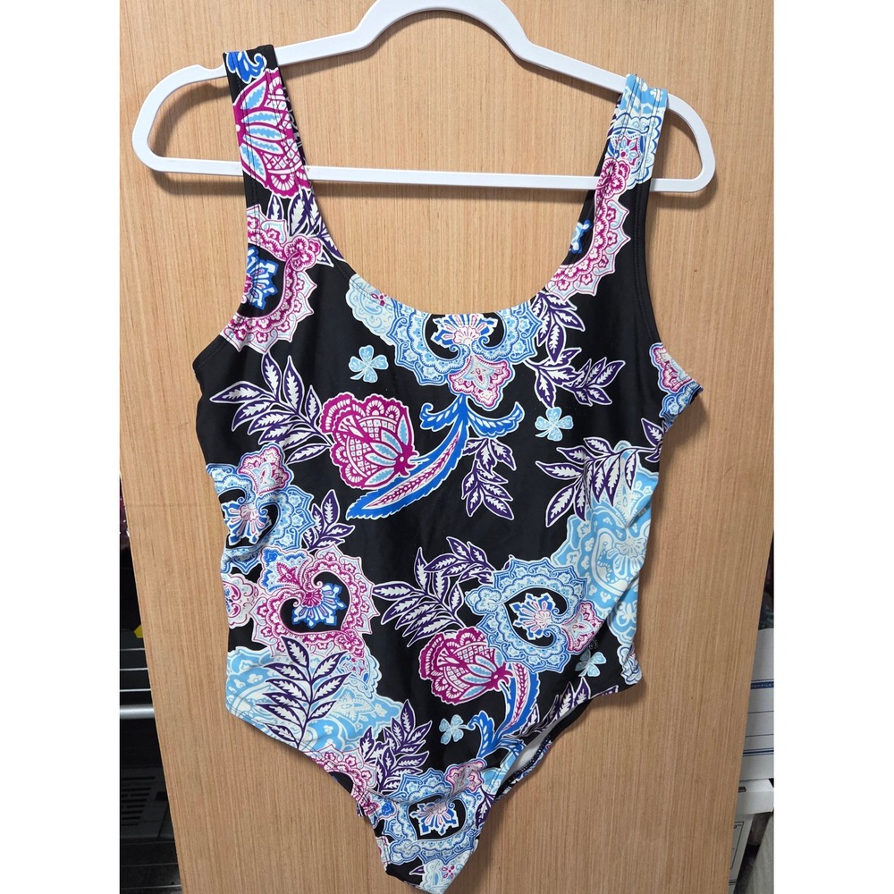 Catalina Black XL/XG 16-18 Ladies‎ Black Floral One Piece Swimsuit Padded Cups